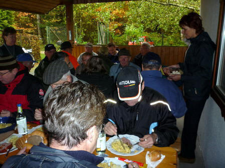 Das gemtliche Miteinander.