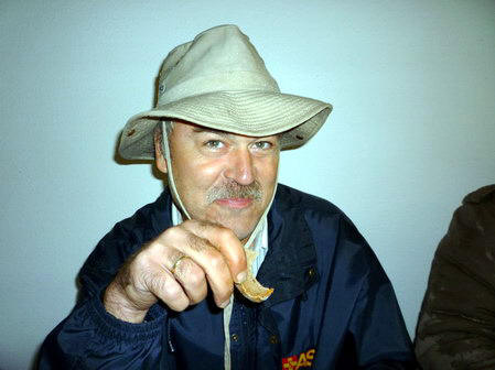 bei Wasser und trockenem Brot..............