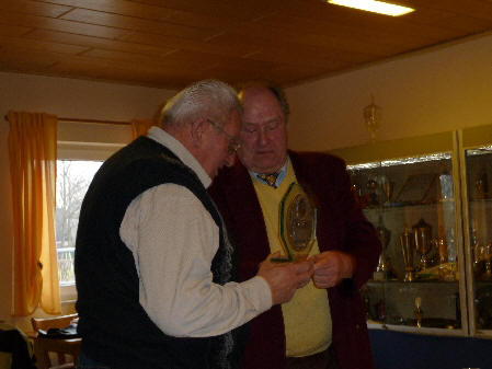 Ehrung des Vereinsmeisters Franz Thoma