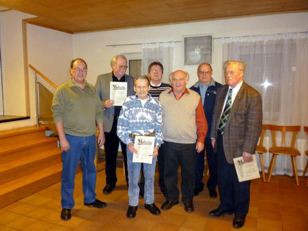 JHV 2012 Gruppenfoto unserer Jubilare und das frisch ernannte Ehrenmitglied.