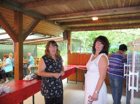 Zchterin Sigrun Sieber links und Marion Pillhofer.
